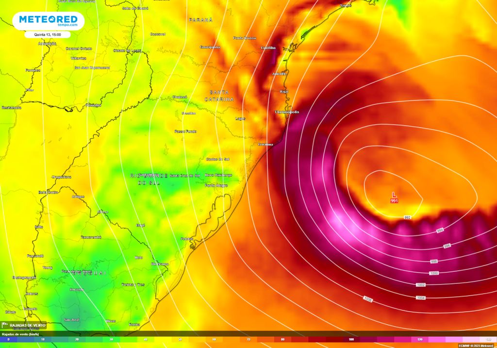 Elevado risco de tempo severo formação de ciclone extratropical traz