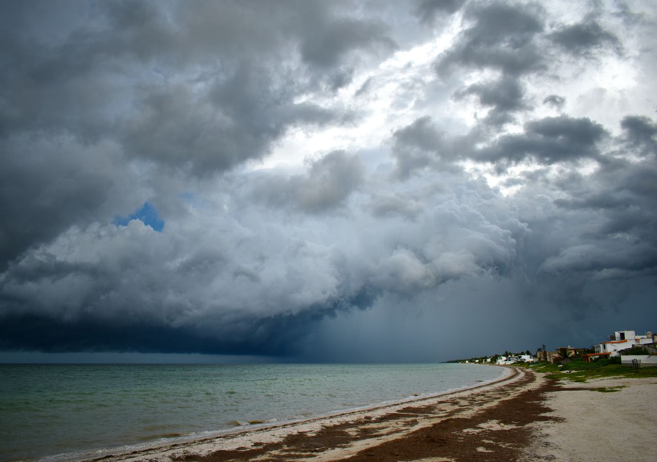 La Aemet Mantiene Avisos Por Tormentas En El Norte De La Comunidad