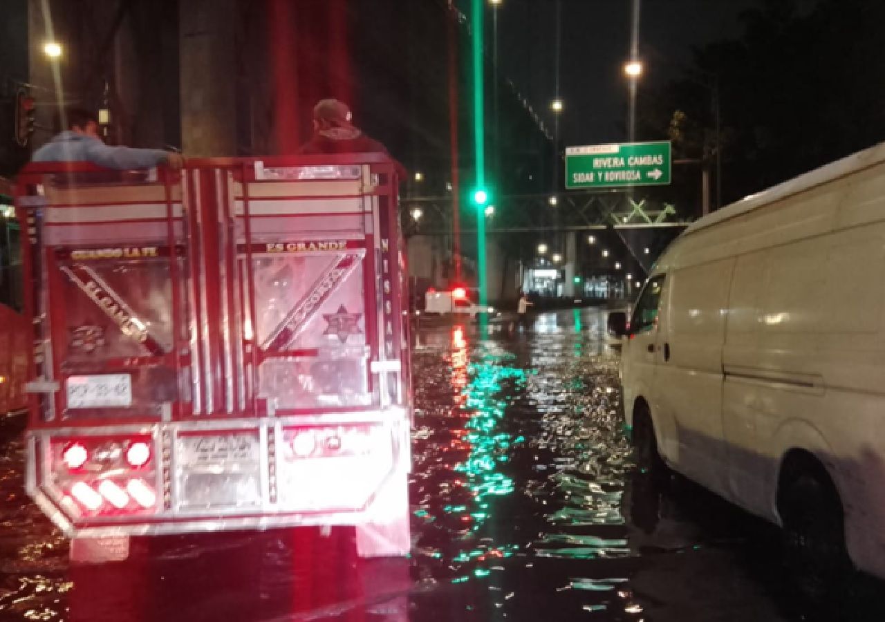 Intensas lluvias inundan Veracruz y a la Ciudad de México