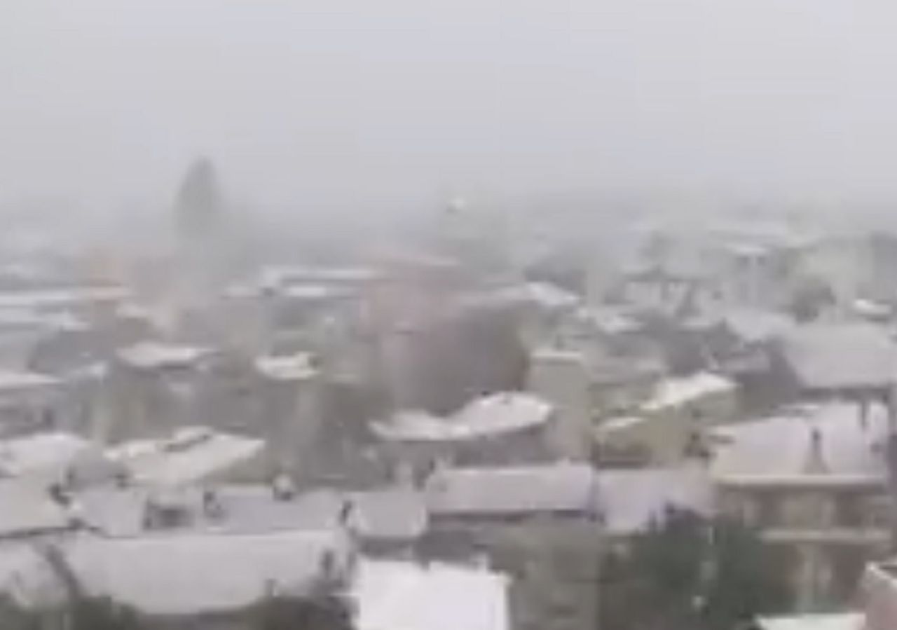 Nevica Sull Italia Centro Meridionale I Video E Le Foto