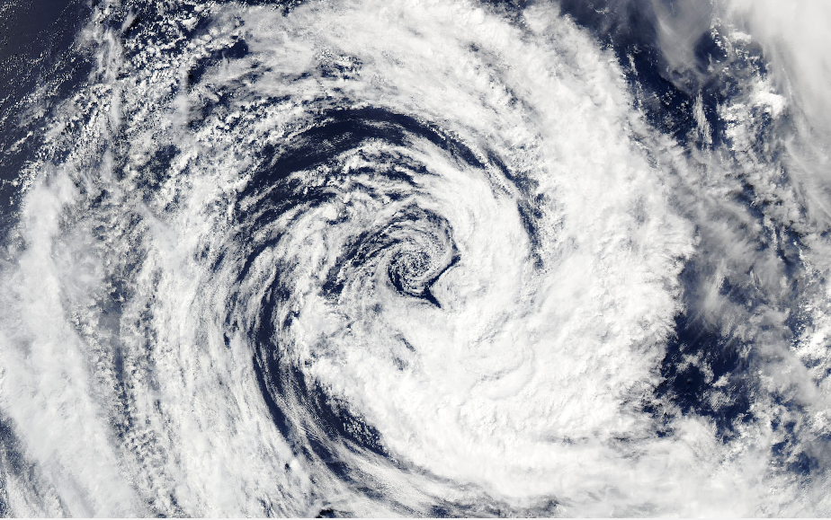 Una rara tormenta tropical se formó en el Atlántico Sur frente a las