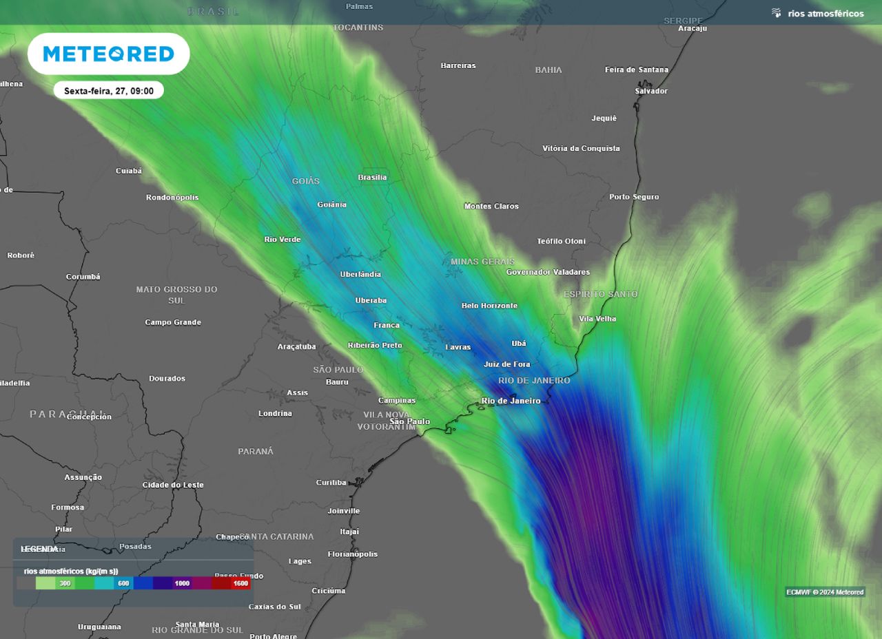 Rio atmosférico é previsto para a sexta feira leste de São Paulo e Rio