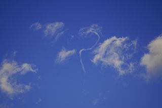 !!! NUBE EMBUDO (Funnel Cloud) sobre el cielo de Madrid !!!