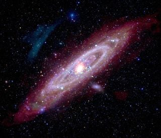 Nuevas vistas de nuestra vecina galáctica, Andrómeda, compartidas por la NASA