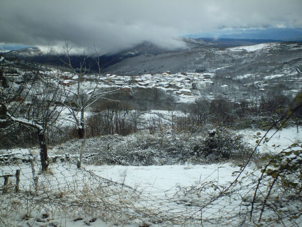 Figura 4.- Paisaje nevado en los alrededores de La Garganta, en el norte de la provincia de Cáceres. Fotografía enviada por Ana Hernández al equipo de El Tiempo de Canal Extremadura