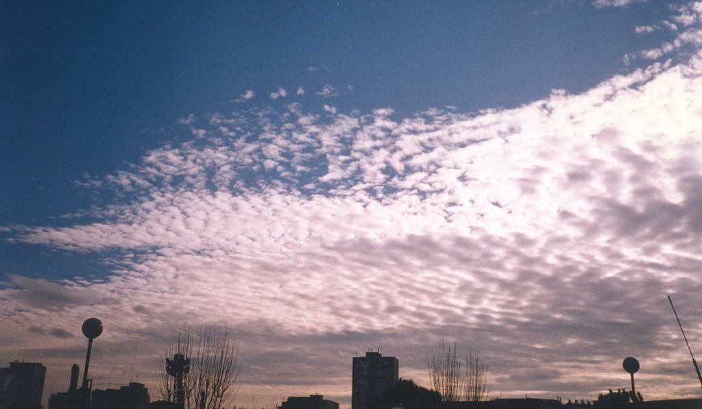 METEOROLOGÍA (VI-2)LAS NUBES, ADORNOS EN LOS CIELOS