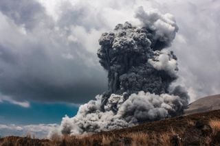 ¿Cómo pueden afectar al clima las grandes erupciones volcánicas?