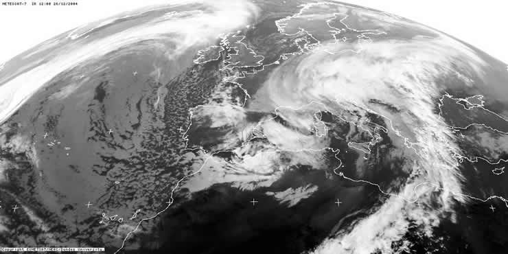 Ídem que en el caso anterior pero del 26 a las 12 UTC.