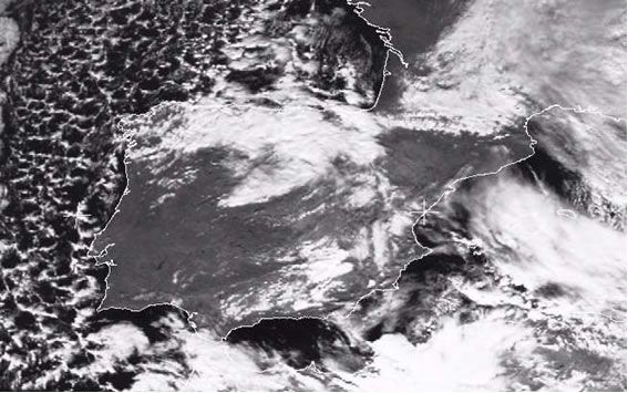 Detalle de la imagen VIS del MET-7 del 26 a las 12 UTC.