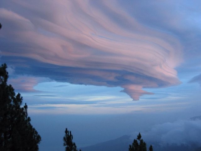 FOTO GANADORA DEL METEOTOÑO'04