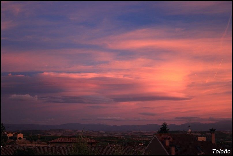 Atardecer multilenticular de Oscar Sánchez Roa