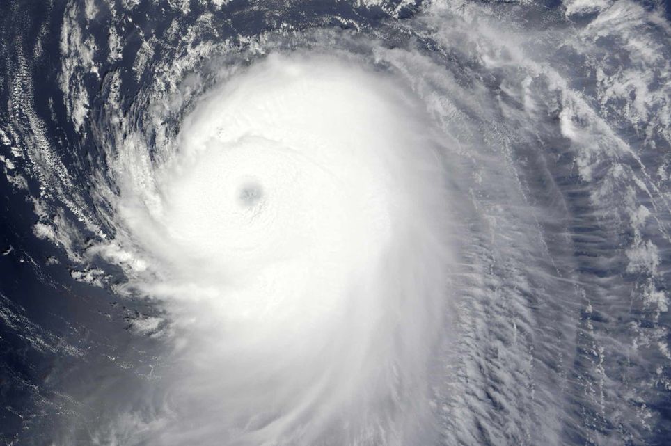 Esta imagen proporcionada por la NASA del huracán Ike cerca de las Antillas Menores el 4 de septiembre de 2008 Esta imagen proporcionada por la NASA del huracán Ike cerca de las Antillas Menores el 4 de septiembre de 2008