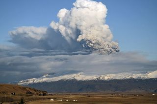 Rayos volcánicos islandeses: el caso de Eyjafjallajökull