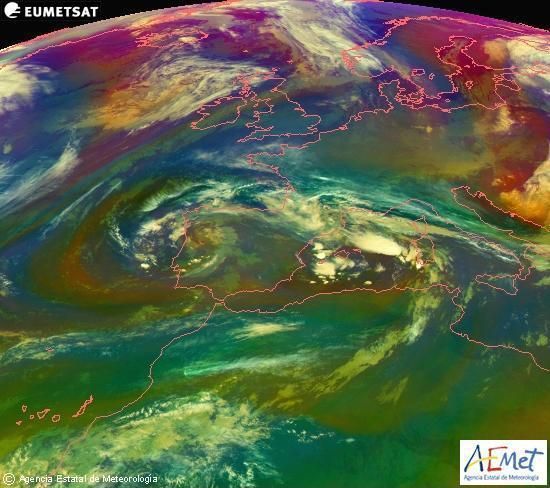 Imagen de masas de aire del METEOSAT-10 a las 03 UTC. Fuente: AEMET Imagen de masas de aire del METEOSAT-10 a las 03 UTC. Fuente: AEMET