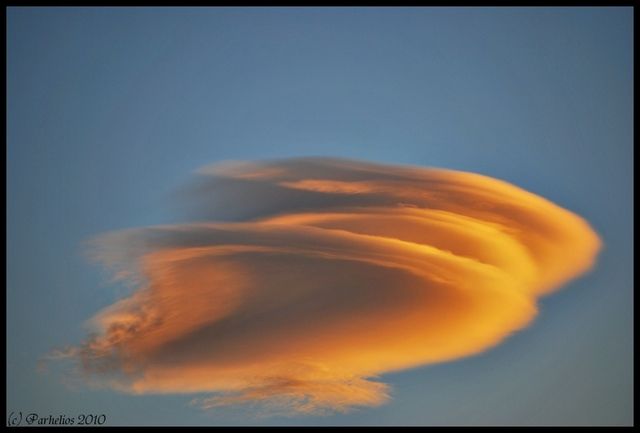 3ª Posición: Lenticular de Airam Brito Fandiño, Parhelios