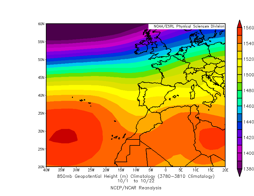 Geopotencial medio, anomalías y valores climatológicos, de arriba a abajo. Obsérvese la configuración de vaguada de anomalías negativas y positivas al oeste y este de España, respectivamente correspondiente a sistemas baja elongada atlántic-alta mediterránea africana que indujo vientos de componente sur en Península y Baleares.