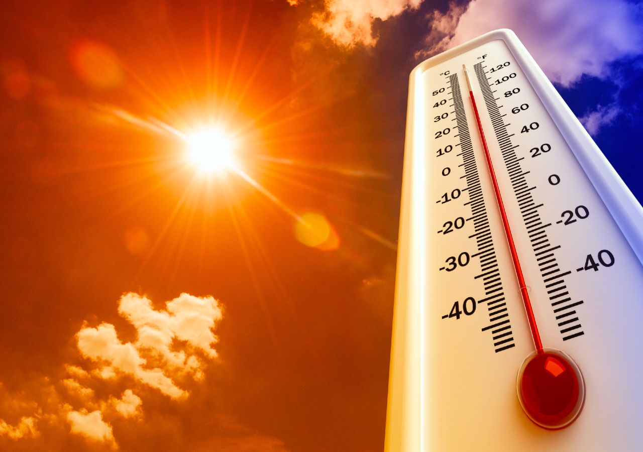 Exposición al sol asociada con altas temperaturas.