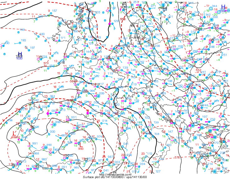 Mapas de superficie del día 30 de noviembre de 2014 a las 06 UTC, donde se muestran las isobaras, en negro y hPa, "L" denota baja en superficie y datos sinópticos complementarios. Fuente: Meteocentre.