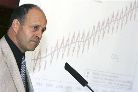 Dr. Emilio Cuevas Agulló Director del Observatorio Atmosférico de Izaña - AEMET