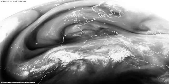 Ilustr. 6 (b). Imágenes de satélite de la formación de una DANA. Fuente: Universidad de Dundee, gentileza de www.meteored.com. - Imágenes en vapor de agua de la misma perturbación que teníamos anteriormente. Día 20 a las 06 UTC Ilustr. 6 (b). Imágenes de satélite de la formación de una DANA. Fuente: Universidad de Dundee, gentileza de www.meteored.com. - Imágenes en vapor de agua de la misma perturbación que teníamos anteriormente. Día 20 a las 06 UTC
