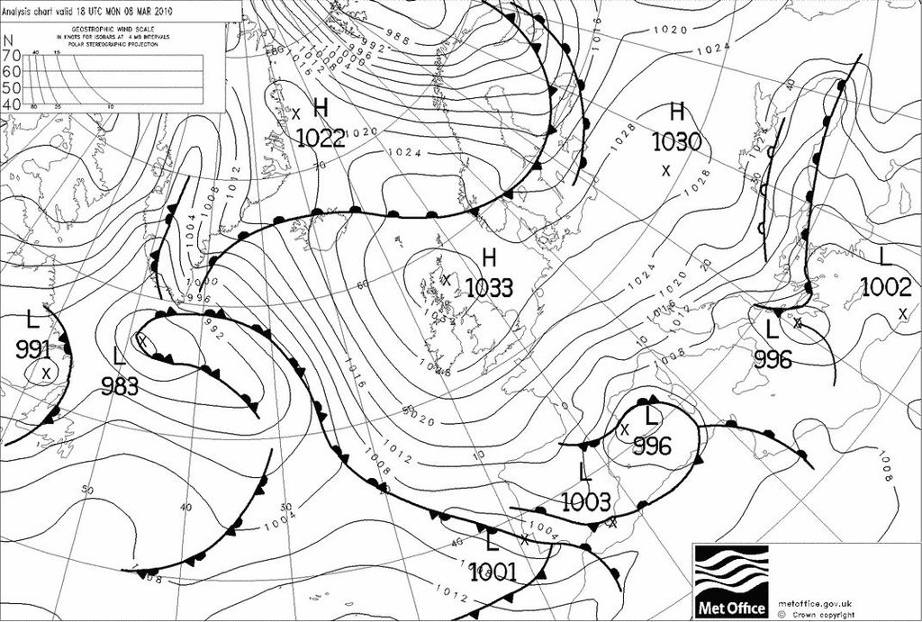 Fig. 4. Análisis frontal y de presión en superficie. 08/03/2010. 18 UTC. Fig. 4. Análisis frontal y de presión en superficie. 08/03/2010. 18 UTC.