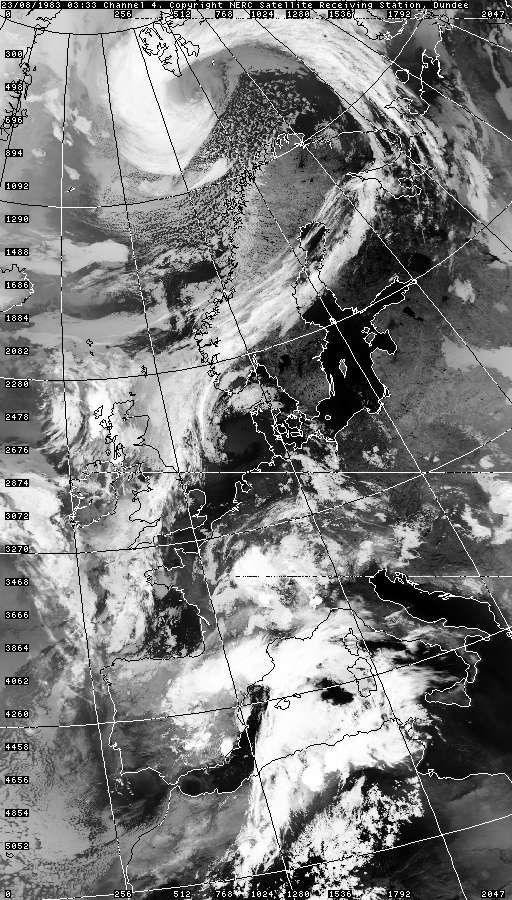 Figura 9. Ídem que Figura 4 pero para las 03:33 UTC del día 23 Figura 9. Ídem que Figura 4 pero para las 03:33 UTC del día 23
