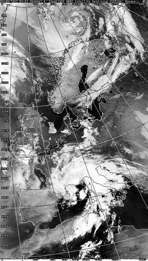 Figura 14. Ídem que la Figura 4 pero para las 03:21 UTC del 23 Figura 14. Ídem que la Figura 4 pero para las 03:21 UTC del 23