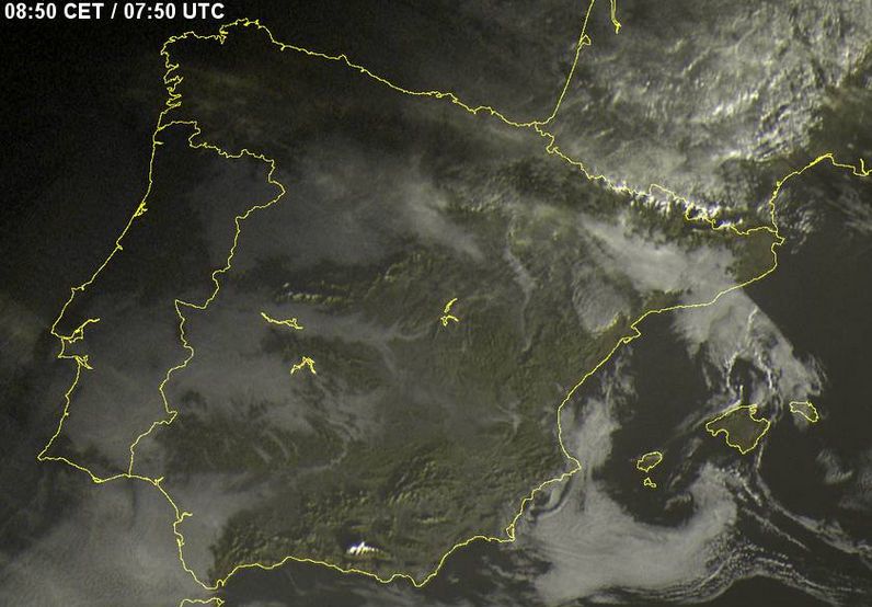 Foto 4.- Imágenes visibles de las 07:50 Imágenes visibles de las 07:50. Fuente: Eumetsat-sat24.com.