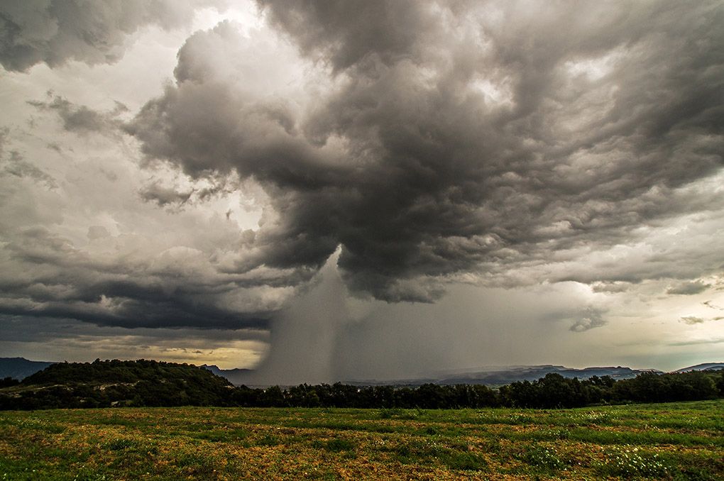 Foto 9.- Noveno Puesto: "Agujero en la nube”, de Emili Vilamala "Agujero en la nube”, de Emili Vilamala