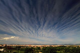 Estratocumulus vertebratus, 1 de junio, 2011 