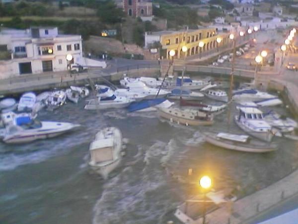 Figura 1. Rissaga en el puerto de Ciudadela.