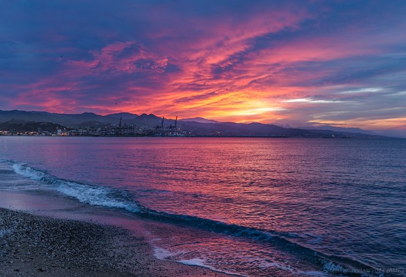 Foto 2- “Amanecer”: Málaga. 20-5-2014 Foto 2- “Amanecer”: Málaga. 20-5-2014