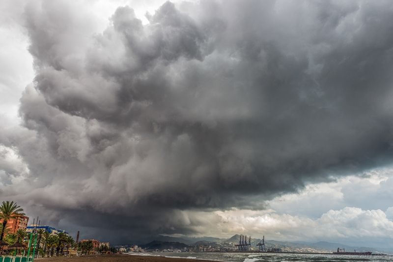 Foto 8- “La tormenta”: Málaga. 27-11-2014 Foto 8- “La tormenta”: Málaga. 27-11-2014