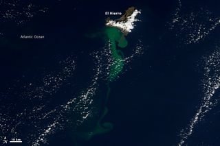 La erupción submarina cerca de la isla de El Hierro