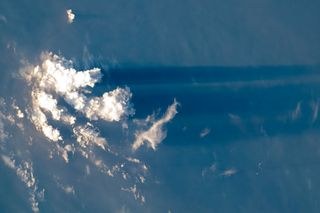 Rayos crepusculares desde satélite