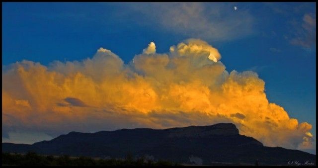 8ª Posición: Tormenta al atardecer de Yago Martín González, ..Yago..