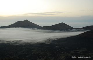 Nieblas de irradiación y por advección...otra vez. Desde Timanfaya, Lanzarote (resumen)