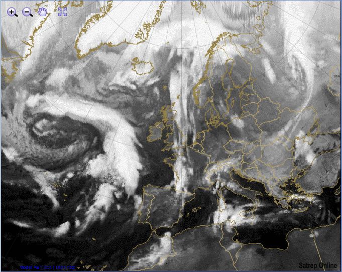 Imagen prevista IR 10.8, o seudoimagen, del modelo CEPMP para el 1 de noviembre de 2011 a las 06 UTC. Imagen prevista IR 10.8, o seudoimagen, del modelo CEPMP para el 1 de noviembre de 2011 a las 06 UTC.
