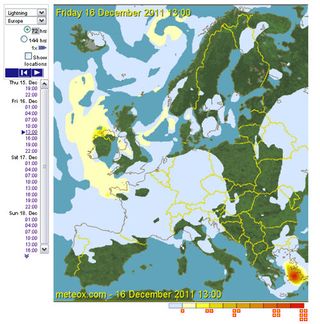 Mapas de predicción cualitativa de rayos sobre diversas partes del mundo