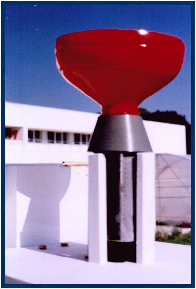 Figura 5.- Pluviómetro instalado en E. Meteorológica.