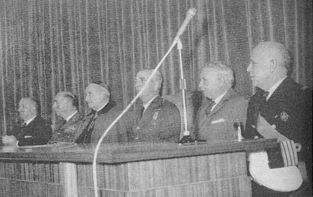 Figura 7. Acto de inauguración del edificio de la Ciudad Universitaria Figura 7. Acto de inauguración del edificio de la Ciudad Universitaria