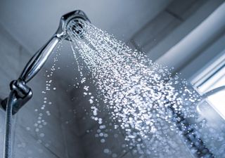 20 azioni per risparmiare acqua in casa e in giardino: buone pratiche per un uso responsabile di questa preziosa risorsa
