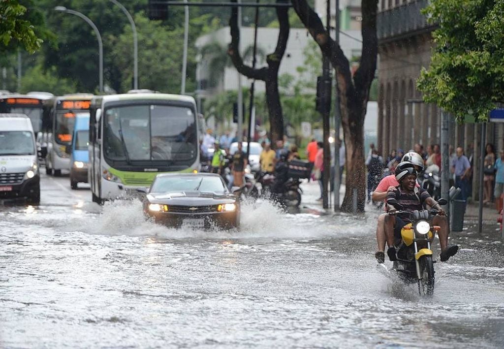 Ao longo desta semana são esperadas chuvas volumosas de até 200 mm em áreas do centro-sul do Brasil, especialmente na Região Sudeste. Foto: Tomaz Silva/ Agência Brasil.