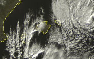 Nevadas "efecto lago" en la cornisa cantábrica (2/2/2012)