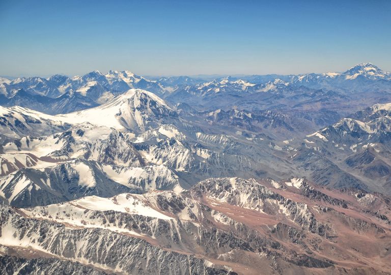 Cordillera de Los Andes; nieve; deshielos Cordillera de Los Andes; nieve; deshielos