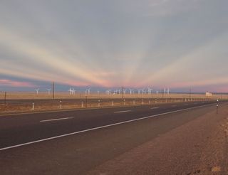 Rayos anticrepusculares sobre Wyoming 