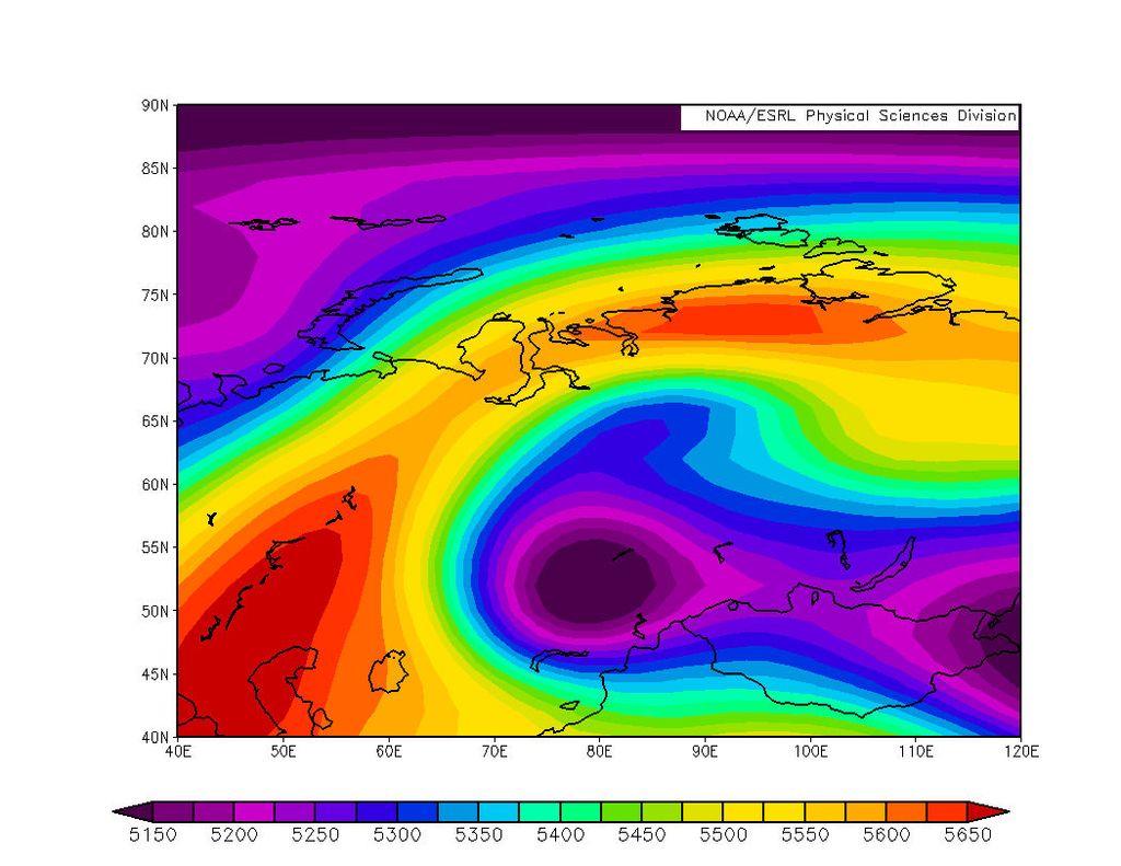 Figura 7. Geopotencial medio en 500 hPa, en metros neopotenciales según los datos del reanálisis utilizado. Las zonas de dorsal y altas presiones en colores cálidos, bajas y vaguadas en colores fríos. Fuente: NOAA/ESRL