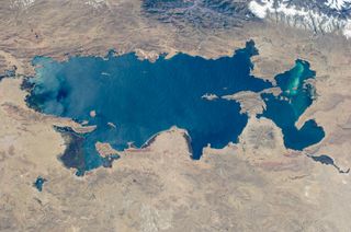 El lago Titicaca desde la ISS