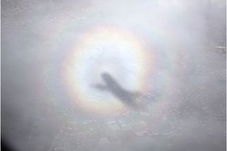 Mirando por la ventana de un avión: la gloria