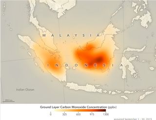 Nubes de CO sobre Indonesia
